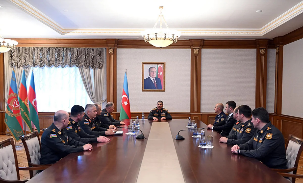 Müdafiə Nazirliyinin hərbçilərinə ali hərbi rütbələr təqdim edilib