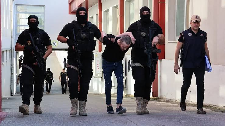 Ankaranın hədəfindəki siyahı: FETÖ üzvlərinin yerləşdiyi ölkələr açıqlandı