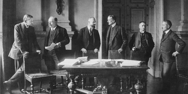 28 iyun 1919 – Versal Sülh Müqaviləsinin imzalanması
