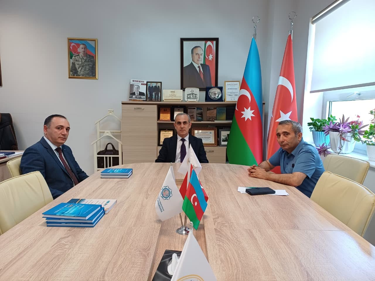 Azərbaycan Texnologiya Universitetinin prorektoru Mərkəzi Elmi Kitabxanada olub