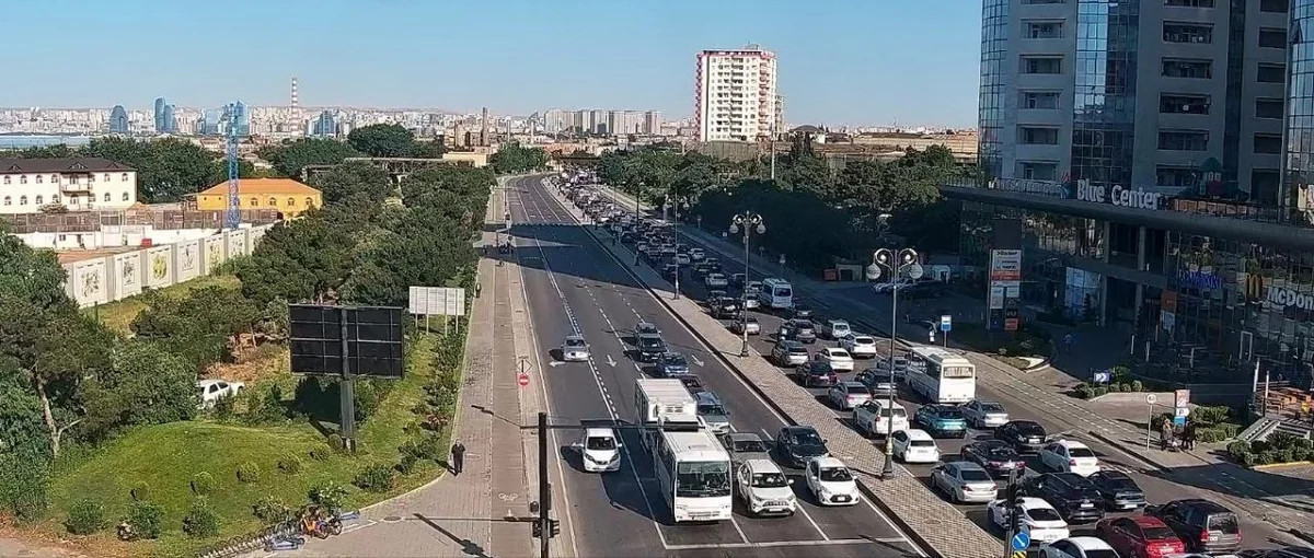 Bu yollarda tıxac var -