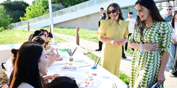 Leyla Əliyeva və Alona Əliyeva Xeyirxahlıq Festivalında iştirak ediblər