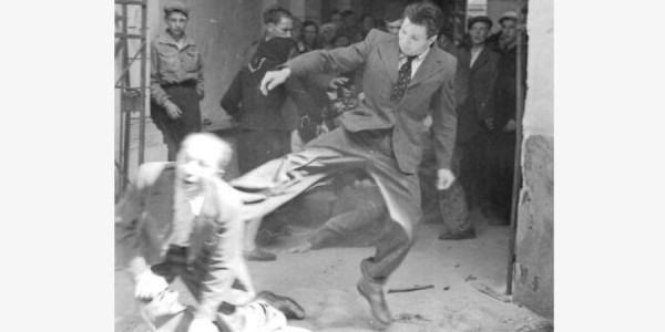 Lvov faciəsi: 1941-ci ildə nasistlər və banderovçuların yəhudilərə qarşı birgə törətdiyi qırğın