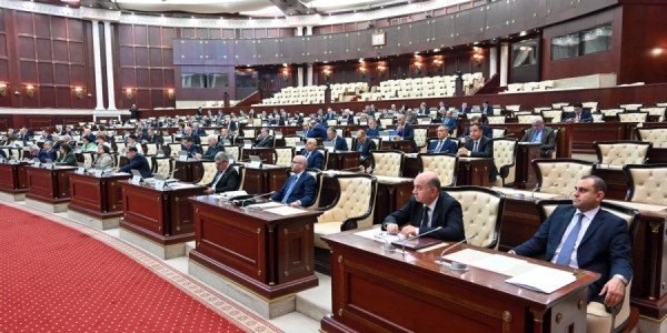 MM iqtisadi sahədəki bəzi cinayətlərə görə məsuliyyətin ləğv edilməsini ilk oxunuşda qəbul edib