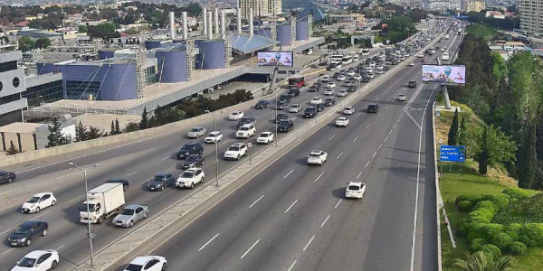Bu yollarda tıxac var -