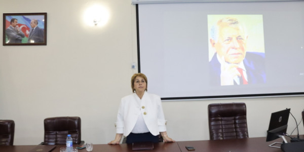 Molekulyar Biologiya İnstitutunda akademik Cəlal Əliyevin elmi irsindən danışılıb