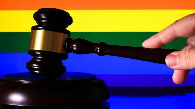 Starmerin LGBT açıqlaması siyasi müzakirə doğurdu