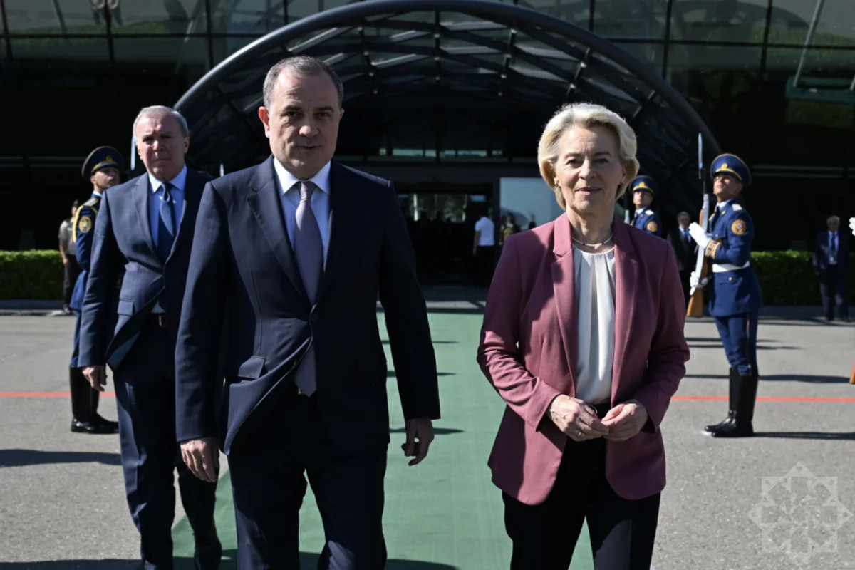 Ursula Fon der Lyayenin Azərbaycana səfəri başa çatıb