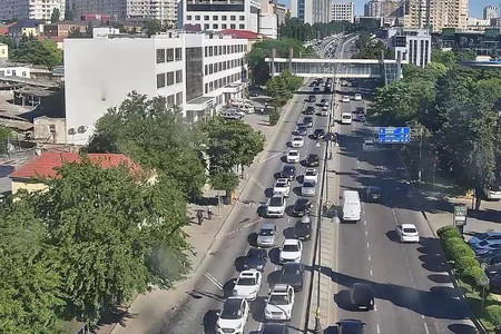 Bu yollarda tıxac var -