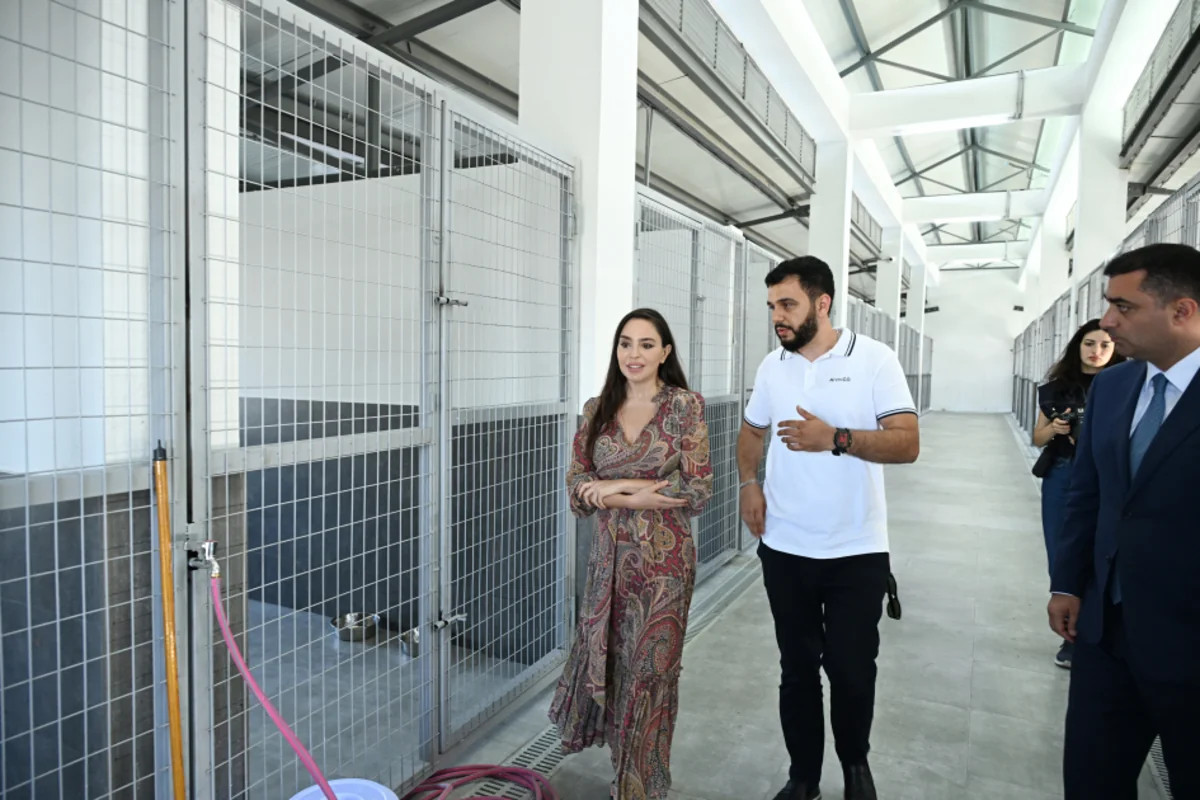 Leyla Əliyeva Yevlaxda Sahibsiz Heyvanlara Qayğı Mərkəzinin regional bölməsinin açılışında iştirak edib