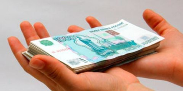 Ermənistanda bəzi banklar nağd rubl əməliyyatlarını dayandırıb