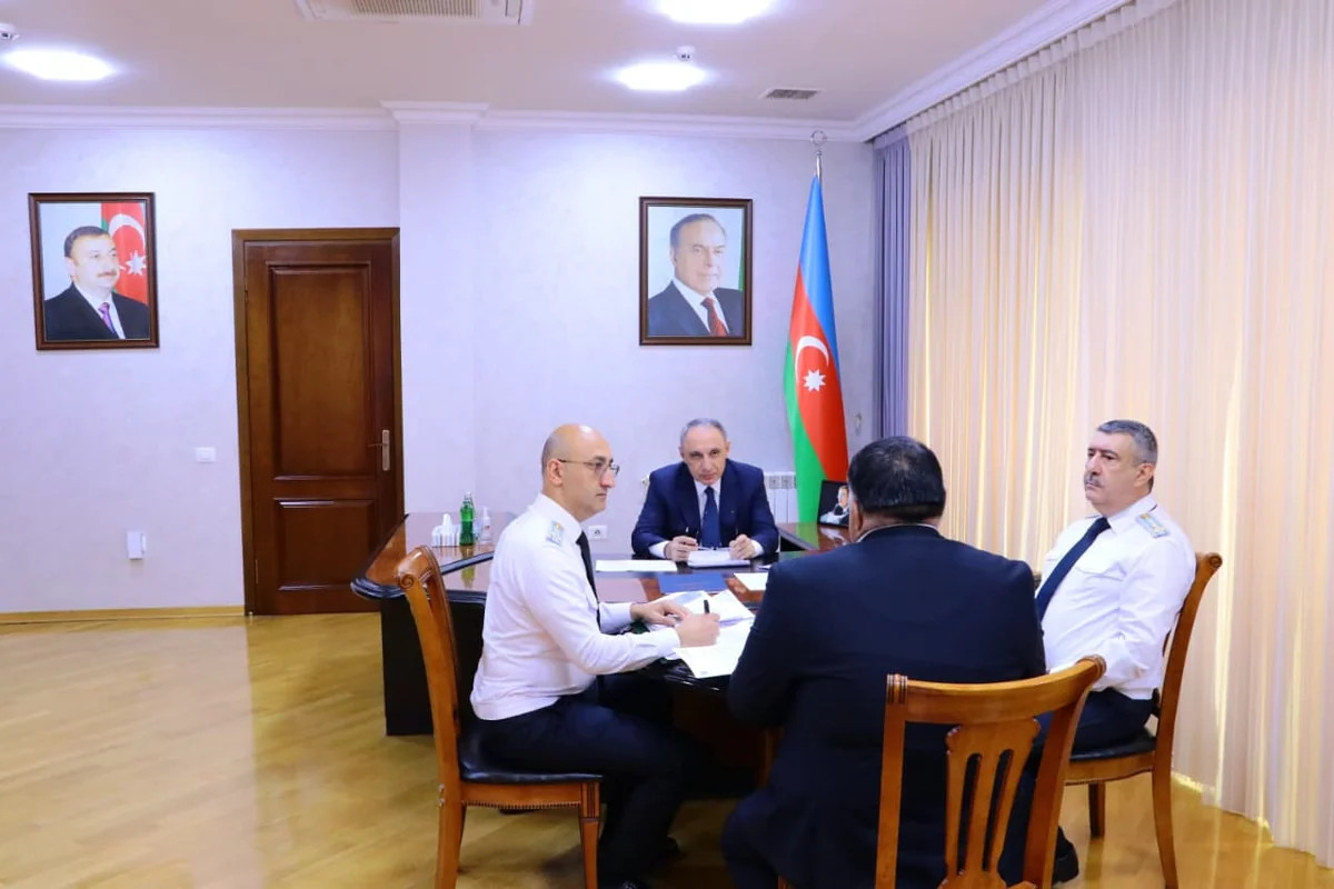 Kamran Əliyev Xətai rayonunda vətəndaşları qəbul edib