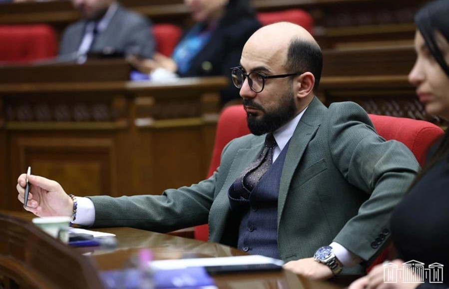 Ermənistanda hakim partiyanın fraksiya rəhbəri seçilir