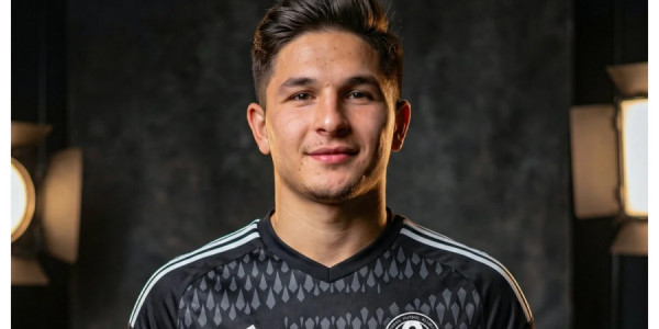 "Səbail" Abbas Ağazadə ilə müqavilə imzalayıb