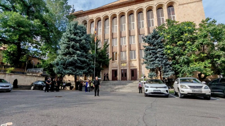 Ermənistan Konstitusiya Məhkəməsi parlament seçkiləri ilə bağlı qərar verdi