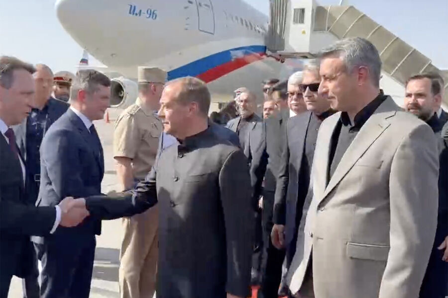 Medvedev Pezeşkiana Putinin başsağlığını çatdırdı