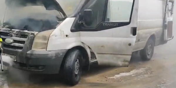 Masazırda maşın yanıb