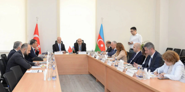 Türkiyə-Azərbaycan Universitetinin Himayəçilər Şurasının 7-ci iclası keçirilib