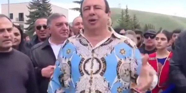 Ermənistanda Qaqik Sarukyanın evində axtarış aparılır
