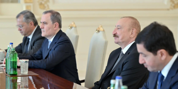 İlham Əliyev: Donald Trampın Azərbaycan-Ermənistan sülh gündəliyinin irəli aparılmasında xüsusi rolu var