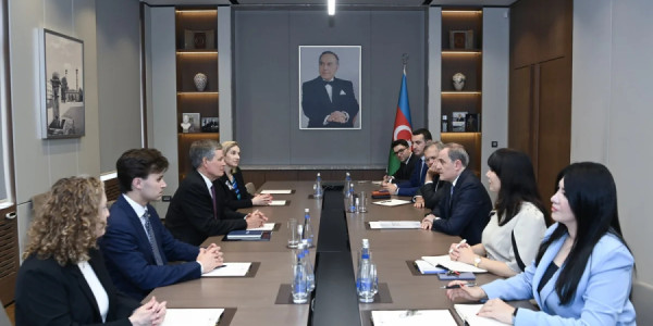 Azərbaycan-ABŞ strateji tərəfdaşlıq münasibətlərinin inkişaf perspektivləri müzakirə olunub
