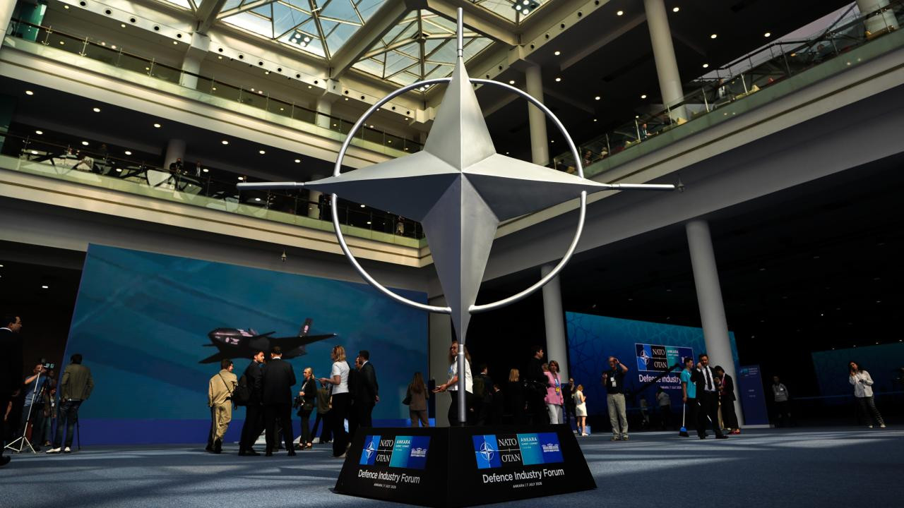 NATO Zirvəsində ilk: