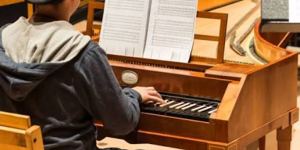 Fortepiano ixtisası üzrə təlimlərə başlanılıb
