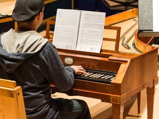 Fortepiano ixtisası üzrə təlimlərə başlanılıb