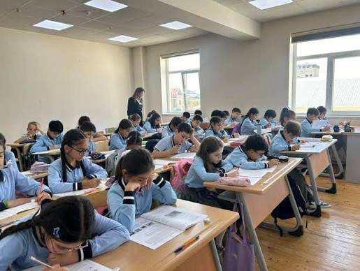 Valideynlərin diqqətinə: Məktəb seçimi bu tarixdən başlayır