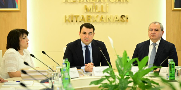 Azərbaycanda ilk dəfə “Mədəniyyət hüququ” ixtisaslaşması üzrə magistr dissertasiyalarının müdafiəsi keçirilib