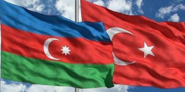 Azərbaycan ilə Türkiyə arasında müdafiə sənayesi sahəsində əməkdaşlıq müzakirə olunub