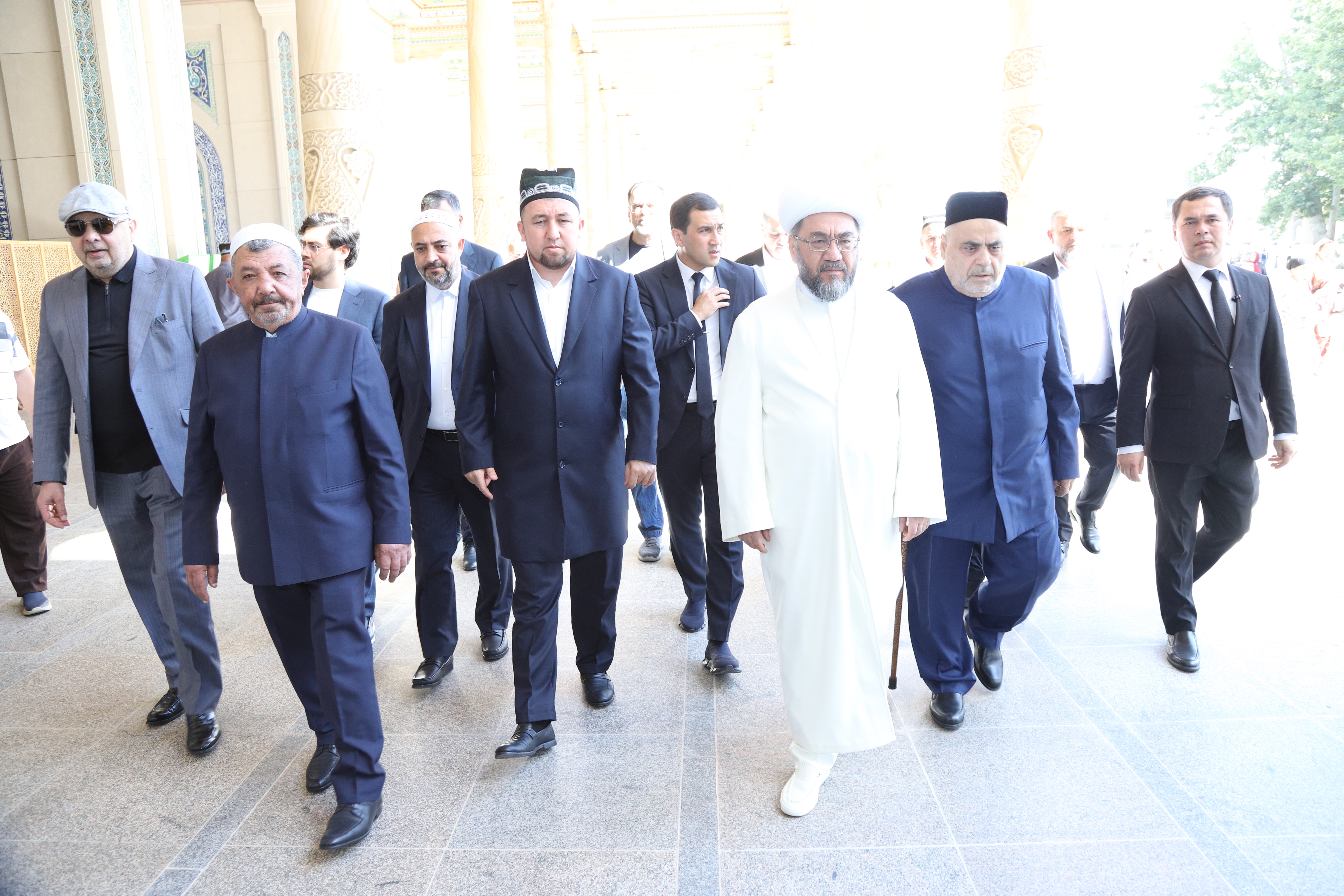 Dini liderlər Səmərqənddən dünyaya çağırış etdilər