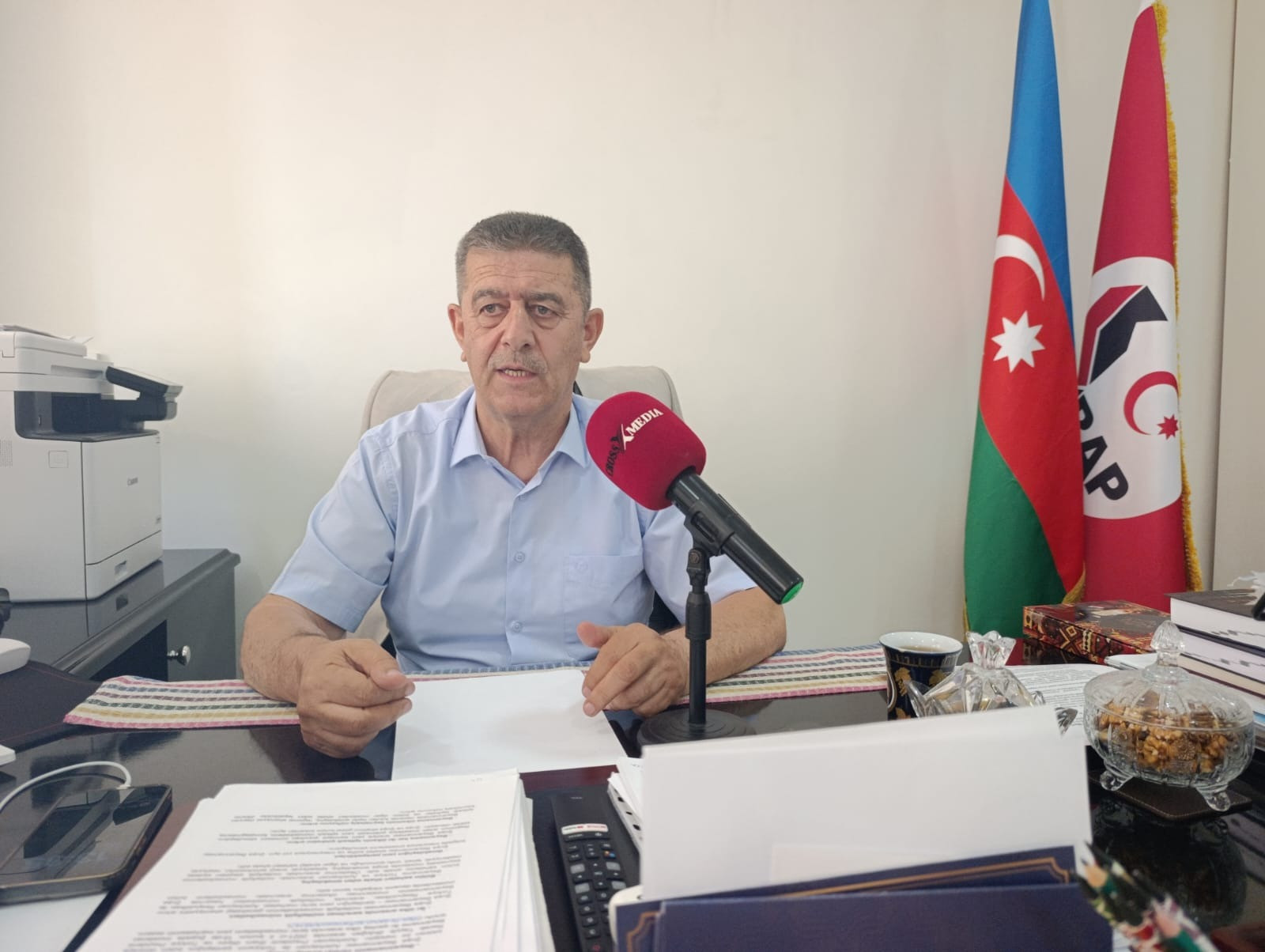 Biz istəyiriksə Milli Məclisin hörməti olsun, deputatlarımız hömətli olmalıdır –