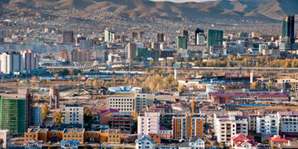 Ulan-Batorda Monqol imperiyasının 820 illiyi münasibətilə hərbi parad keçirilib