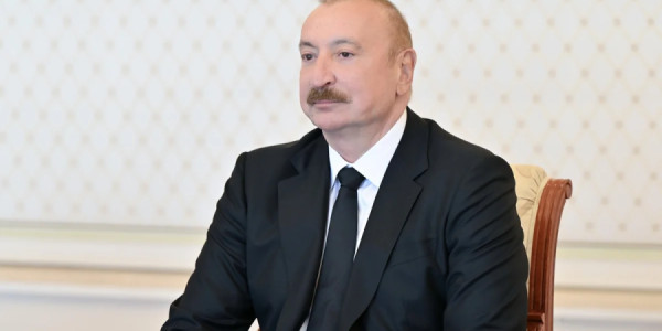 Prezident İlham Əliyev bir sıra beynəlxalq qurumların rəhbər şəxslərini qəbul edib