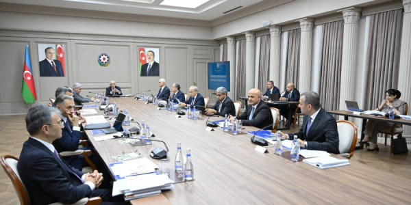 İqtisadi Şuranın iclasında turizmin inkişafına dair dövlət proqramı müzakirə edilib