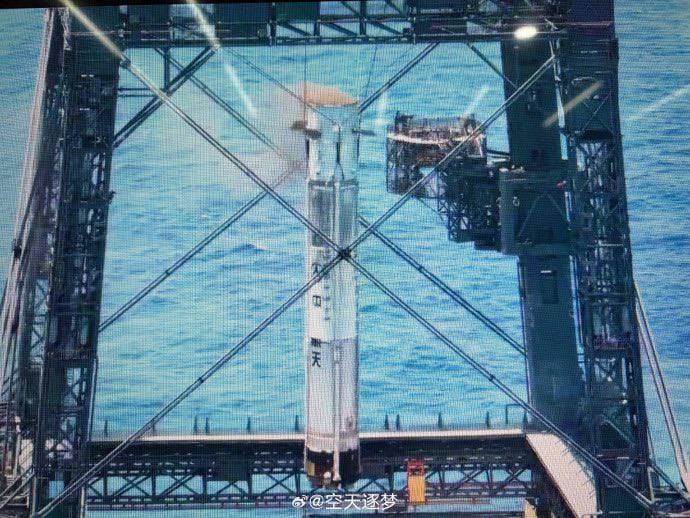 Çin raketi ABŞ-nin kosmik texnologiyasına meydan oxudu