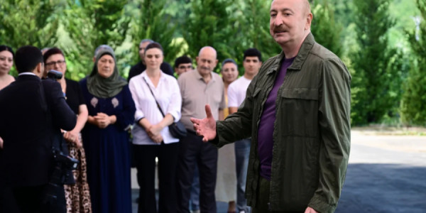 Prezident: Hər dəfə keçmiş köçkünlər öz dədə-baba torpaqlarına qayıdanda hamımız üçün bayramdır