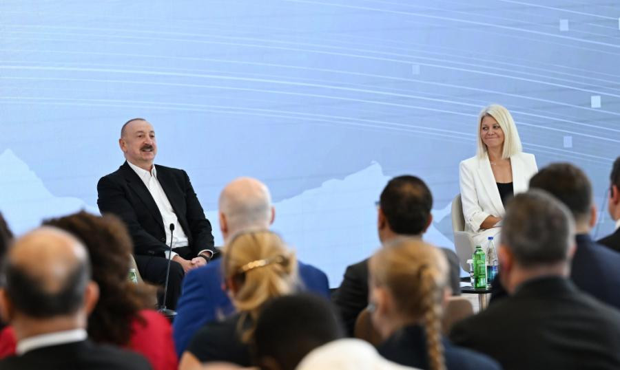 orumda səsləndirilən mesajlar Azərbaycanın gələcək inkişaf prioritetlərini də aydın şəkildə ortaya qoydu