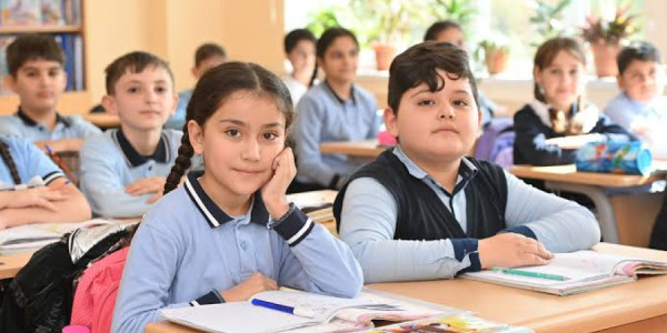 Mərkəzləşdirilmiş imtahanla şagird qəbul edən lisey və gimnaziyalara müraciət müddəti uzadılıb