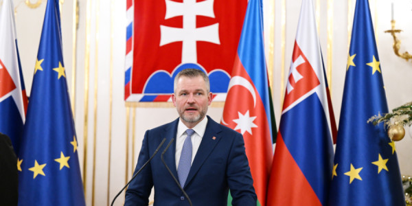Slovakiya Prezidenti Azərbaycana rəsmi səfərə yola düşüb