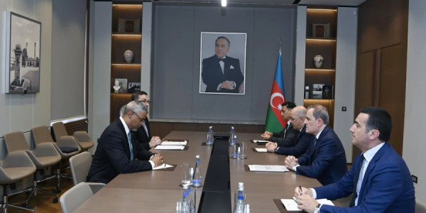 Azərbaycanla ÜGT arasında gömrük sahəsində potensialın artırılması müzakirə olunub