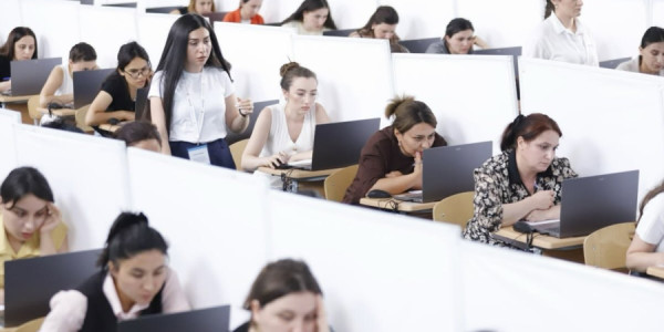 Müəllimlərin işə qəbulu üzrə müsabiqənin test imtahanı mərhələsinə başlanılıb