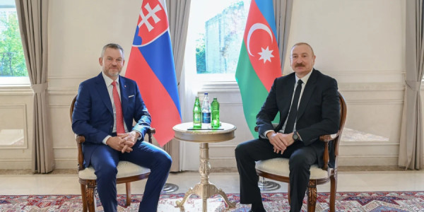 Şuşada İlham Əliyevin Slovakiya Prezidenti ilə təkbətək görüşü olub