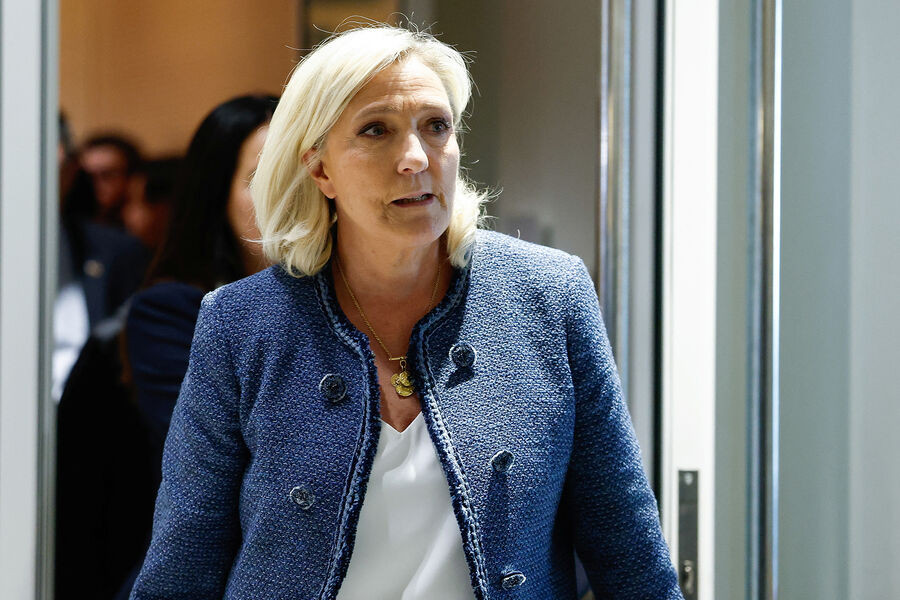 İlon Mask: Marin Le Pen Fransanın son ümididir