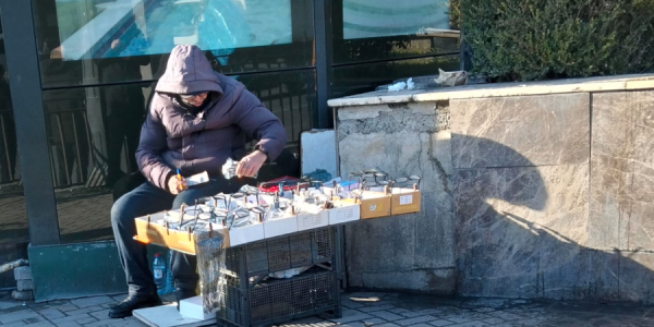 Vətəndaşların səyyar ticarətlə məşğul olmasına lazımi şərait yaradılırmı?