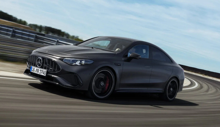 Mercedes-AMG yeni elektrikli CLA 45 modelini təqdim etdi