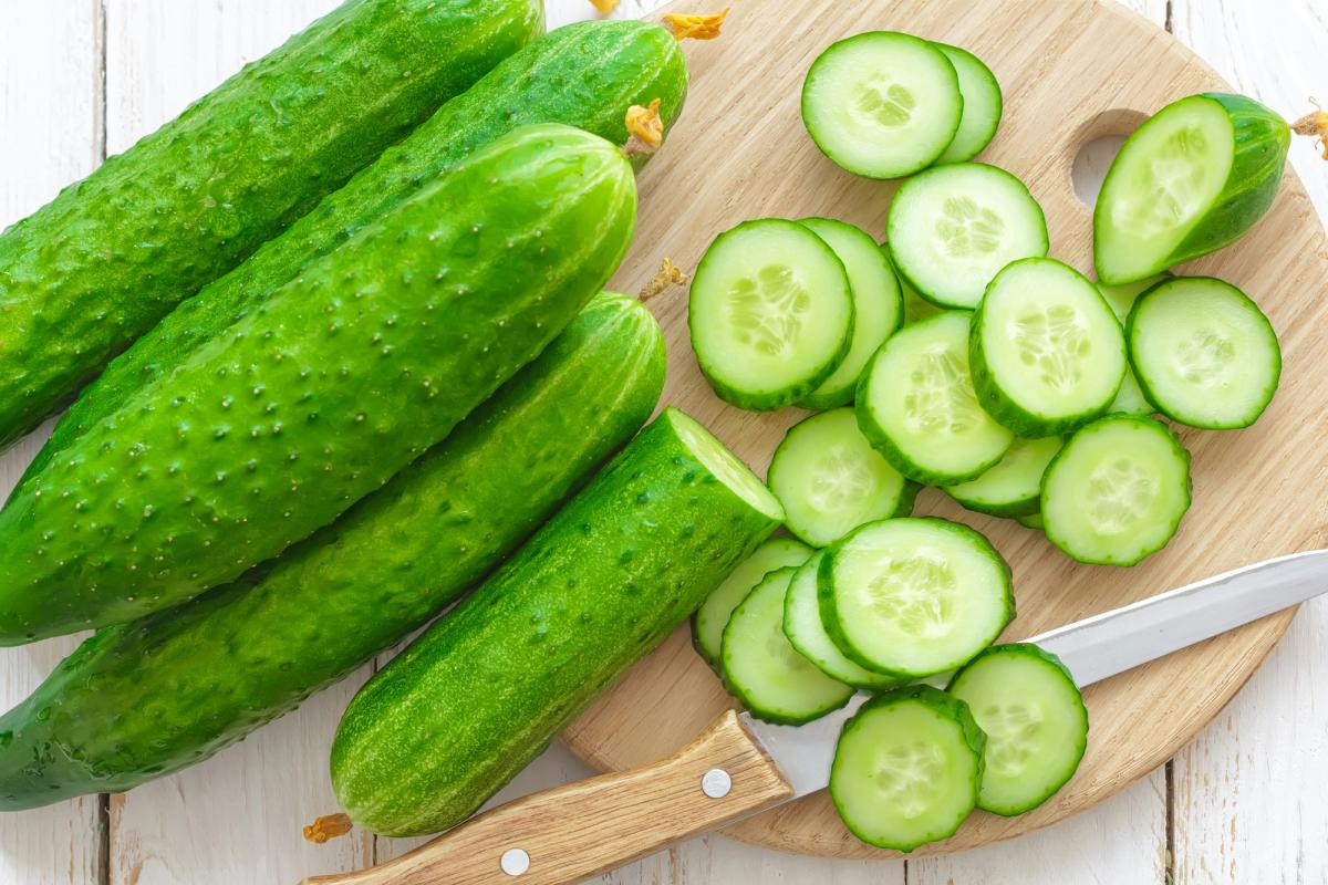 Yüngül və sərinləşdirici "Gurkensalat": Alman mətbəxinin sevilən salatı