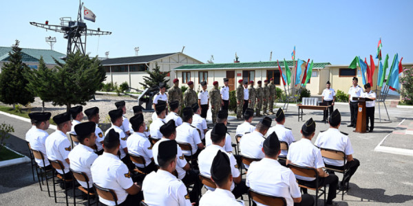 “Təməl dalğıc kursu”nu başa vuranlara sertifikatlar təqdim olunub