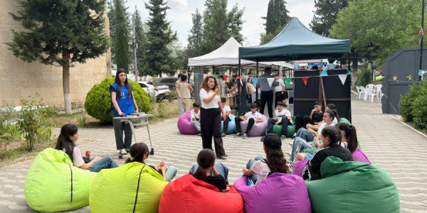 “Səyyar Gənclər Xidməti” layihəsi növbəti dəfə Ağsu gəncləri üçün yeni imkanlar yaradıb